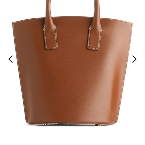 Arket Handbags - Arket Genuine Leather Bucket Bag